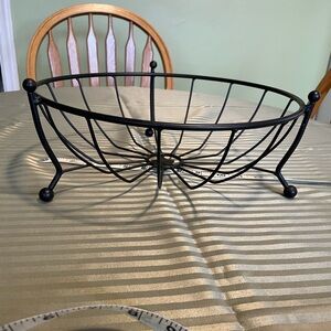 Longaberger Black Wrought Iron Fruit Bowl Centerpiece